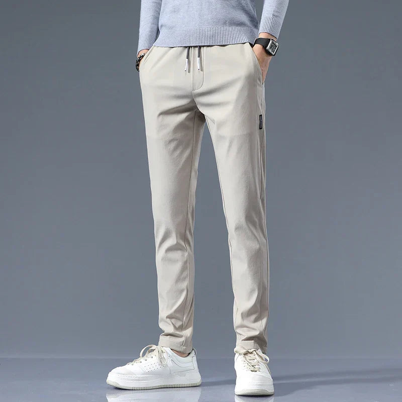 Elegante broek met slanke pasvorm
