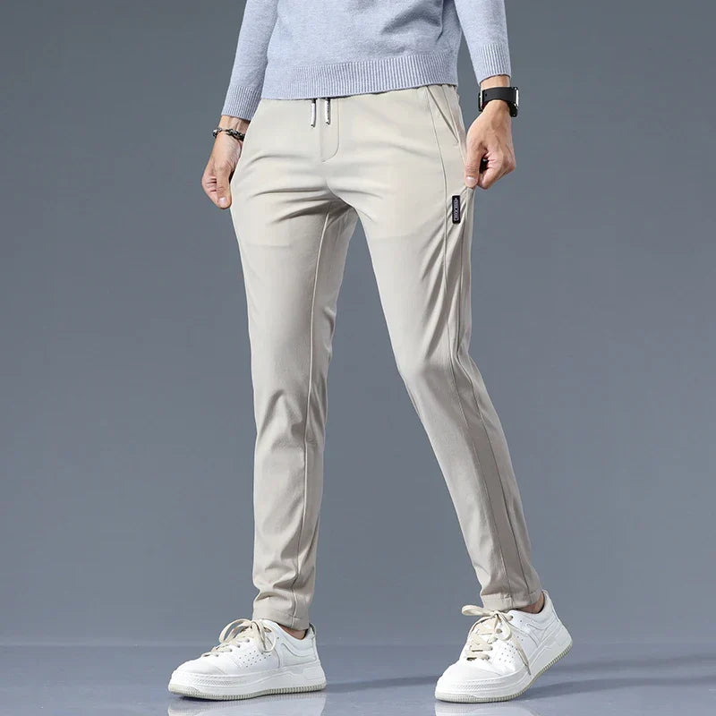 Elegante broek met slanke pasvorm